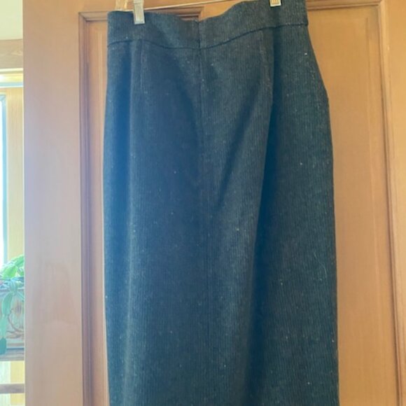 Max Mara Virgin Wool Size 10 Black Brown Herringbone skirt - Picture 3 of 11